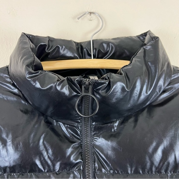 Sold | Fabletics Wander Puffer Jacket Shiny Black XXL - Picture 7 of 16